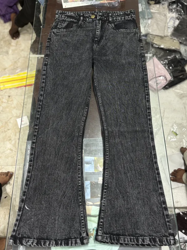 Black_Denim_Acid_Wash_Straight_Baggy_Jeans_For_Men