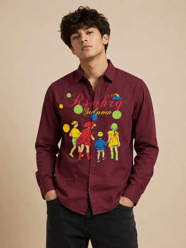 Maroon_Regular_Fit_Full_Sleeve_Graphic_Print_Casual_Shirt_For_Men