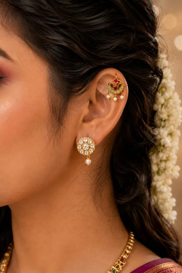 Green_And_Red_Alloy_Kundan_Bugadi_Earrings_With_Pearl_Drops_For_Women