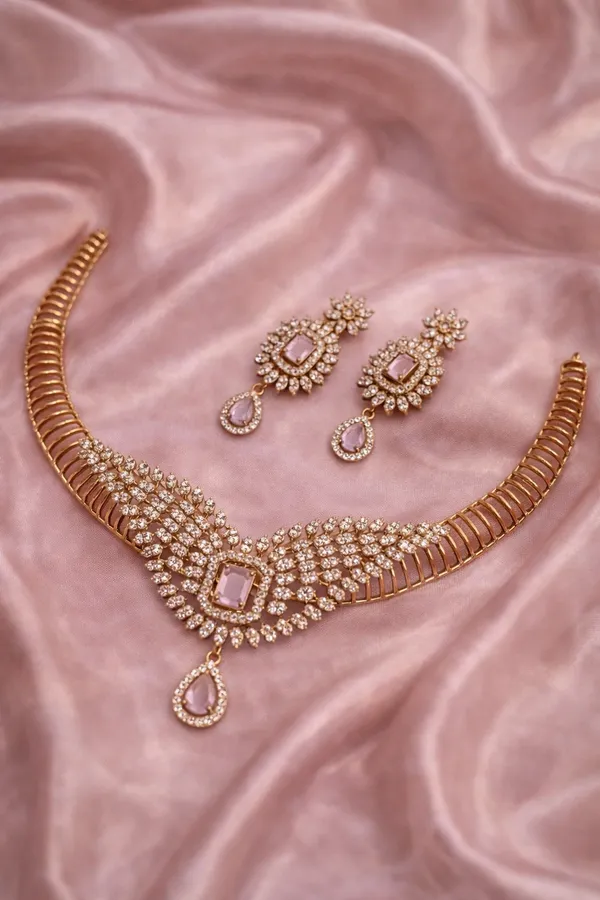 Pink_And_Golden_Alloy_Kundan_Stone_Necklace_Set_For_Women