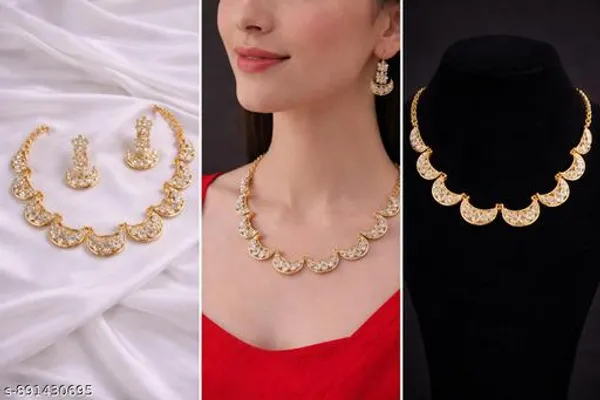 White_Golden_Alloy_Crescent_Kundan_Necklace_Set_For_Women