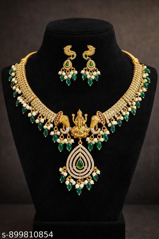 Green_And_Golden_Alloy_Goddess_Lakshmi_Kemp_Stone_Necklace_Set_For_Women