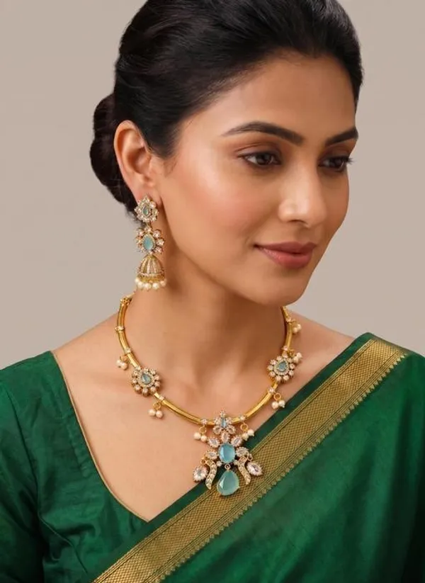 Mint_Green_Golden_Alloy_Pearl_Necklace_Set_For_Women