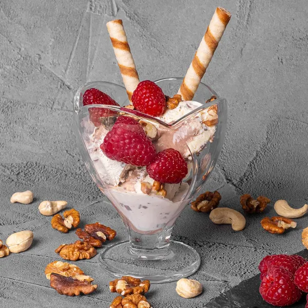 Set_of_6__190ML_Glass_Ice_Cream_Cup_|_Dessert_Serving_Bowls_for_Sundae,_Pudding_&_Fruit