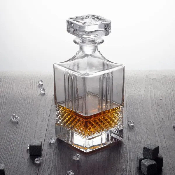 Transparent__Glass_Barware_Whiskey_Decanter_Set