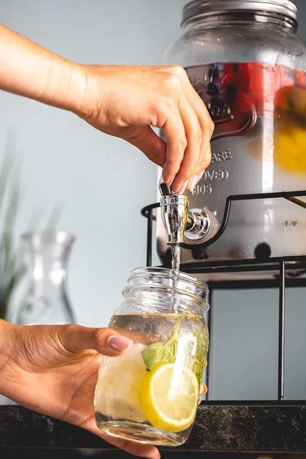Set_of_2_Transparent__Glass_Drinkware_Drink_Dispenser