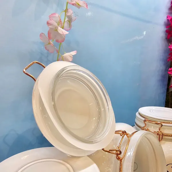 Cream_Glass_Kitchen_Storage_Containers_Food_Storage_Container