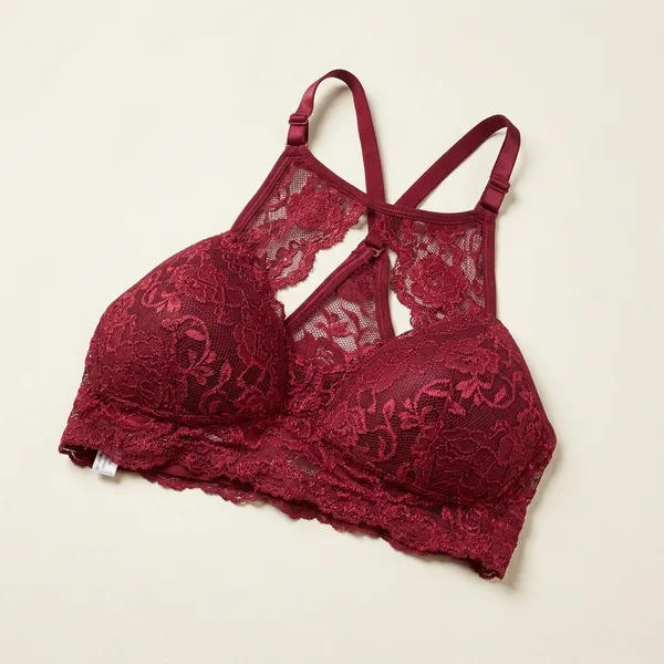 Red_Lace_Halter_Neck_Padded_Bralette_For_Women