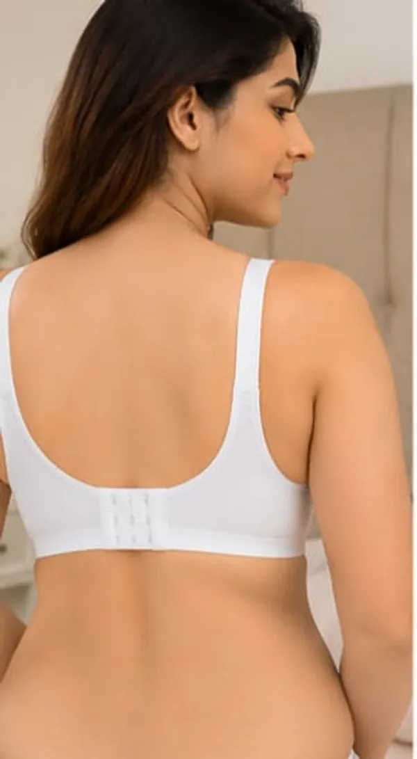 Women’s_White_Padded_Bra_–_Elegant_Full-Support_Everyday_Bra