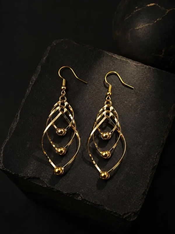 Gold_Alloy_Geometric_Long_Dangler_Fashion_Earrings_For_Women