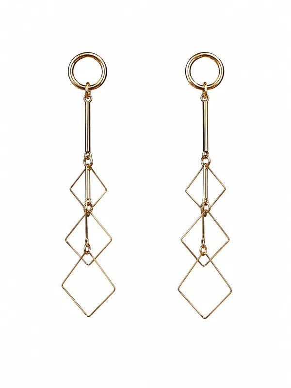 Gold_Alloy_Geometric_Minimalist_Ear_Cuff_Earrings_For_Women