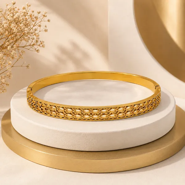 Zeeba_Aurelia_Gold_Plated_Contemporary_Openwork_Bangle_Bracelet_for_Women
