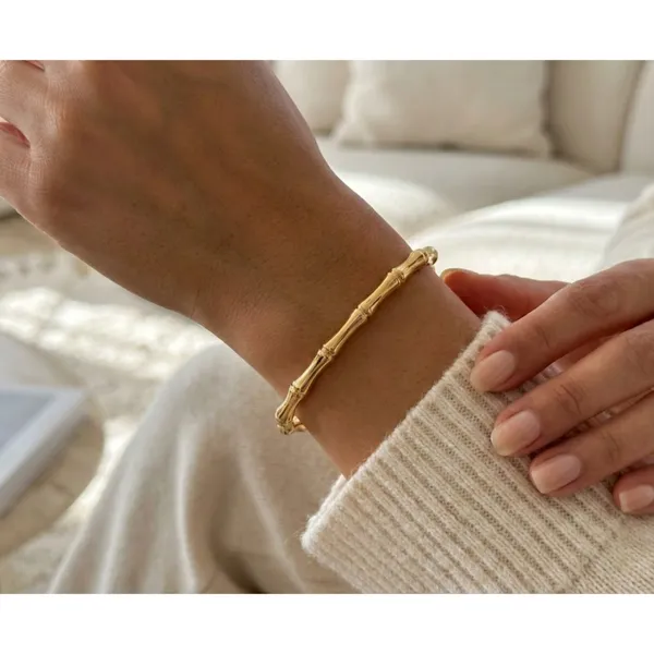 Gold_Stainless_Steel_Bamboo_Segment_Bracelet_For_Women_(BRSSCF-07)