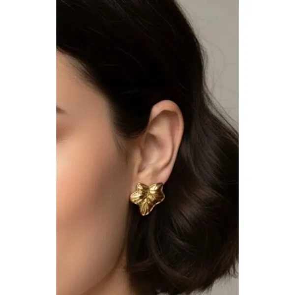 Gold_Stainless_Steel_Textured_Ivy_Leaf_Stud_Earrings_For_Women_(ERSS-15)
