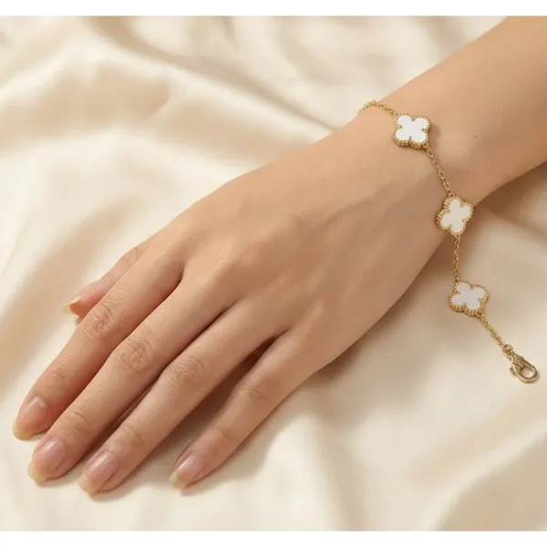 Gold_Stainless_Steel_White_Mother_Of_Pearl_Clover_Charm_Bracelet_For_Women_(BRSSCN-01A)