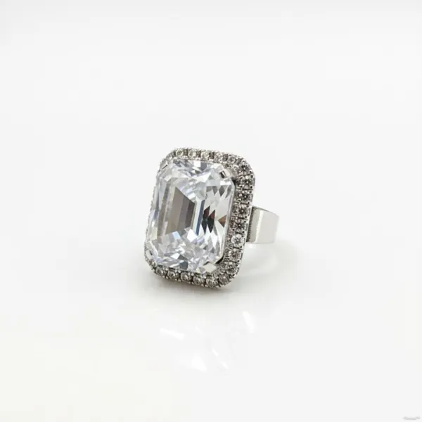 Silver_Metal_Emerald_Cut_Crystal_Halo_Ring_For_Women_(RGMT-01A)
