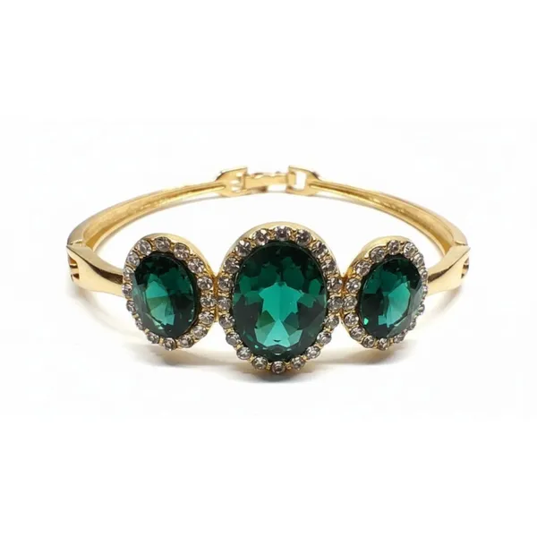 Gold_Stainless_Steel_Green_Crystal_Oval_Stone_Bracelet_For_Women_(BRSSCF-36D)