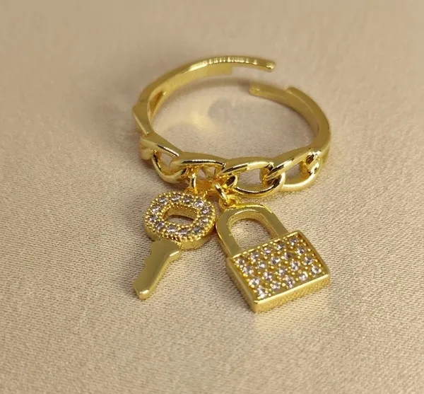 Silver_Stainless_Steel_Starfish_Charm_Adjustable_Ring_For_Women_(RGSS-23)