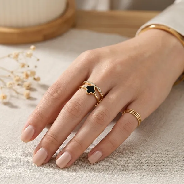Gold_Stainless_Steel_Adjustable_Black_Clover_Ring_For_Women_(RGSS-28)