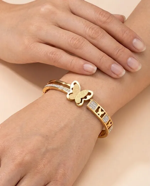 Gold_Crystal_Butterfly_Hinged_Bangle_For_Women_(BRSSCF-40)