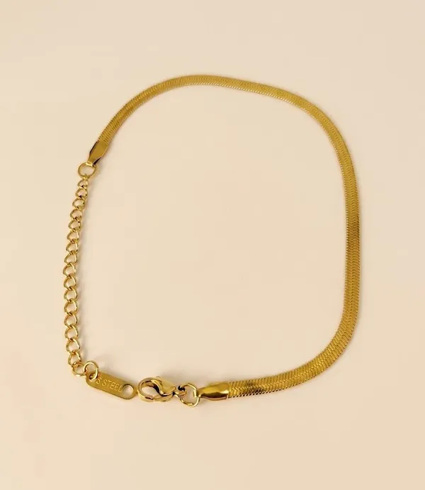 Gold_Stainless_Steel_Herringbone_Chain_Bracelet_For_Women_(BRSSCN-06)