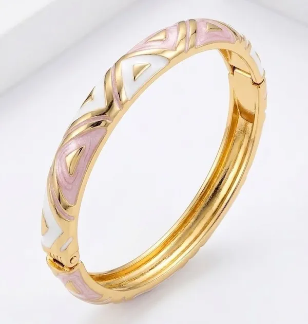 Gold_Metal_Enamel_Twisted_Bangle_Bracelet_For_Women_(BRENCF-03B)