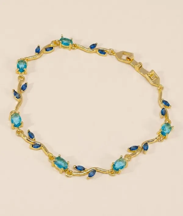 Gold_Metal_Blue_Topaz_Sapphire_Studded_Chain_Bracelet_For_Women_(BRADCN-04C)