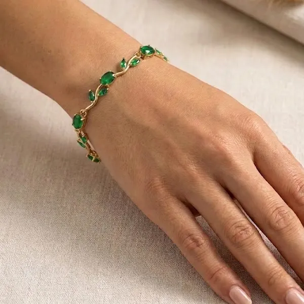 Gold_Plated_Green_Stone_Vine_Design_Bracelet_For_Women_(BRADCN-04B)