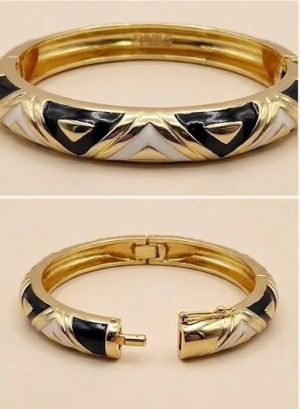 Gold_Metal_Black_White_Enamel_Chevron_Bangle_For_Women_(BRENCF-03A)