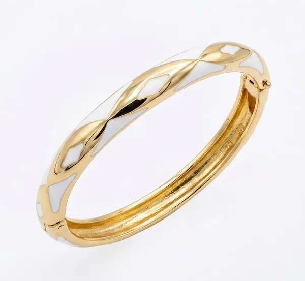Gold_Metal_White_Enamel_Geometric_Bangle_Bracelet_For_Women_(BRENCF-01)