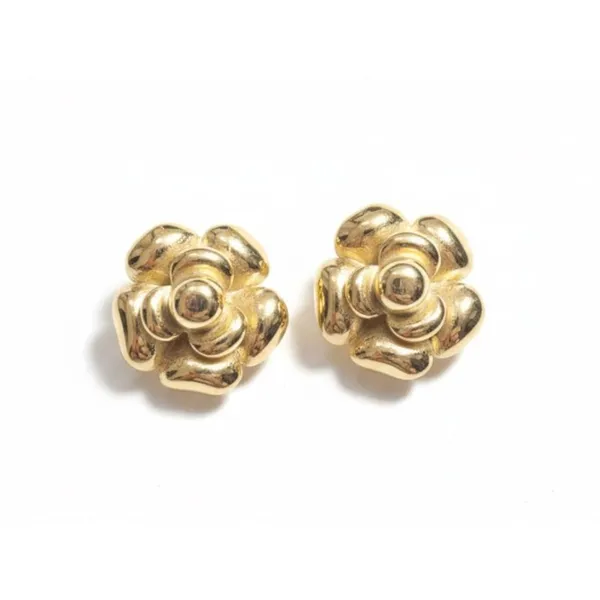 Gold_Stainless_Steel_Floral_Stud_Earrings_For_Women_(ERSS-01)