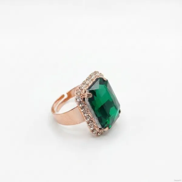 Rose_Gold_Emerald_Green_Crystal_Halo_Statement_Ring_For_Women_(RGMT-01D)