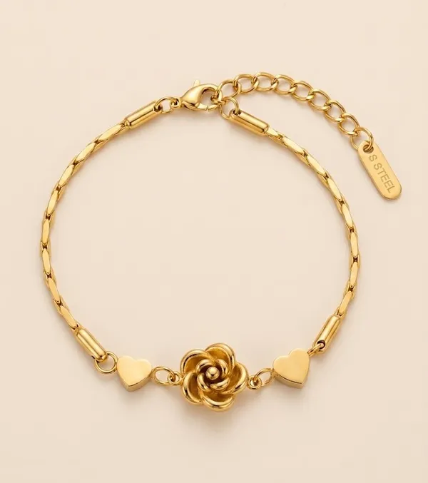 Gold_Stainless_Steel_Flower_Heart_Charm_Chain_Bracelet_For_Women_(BRSSCN-05)