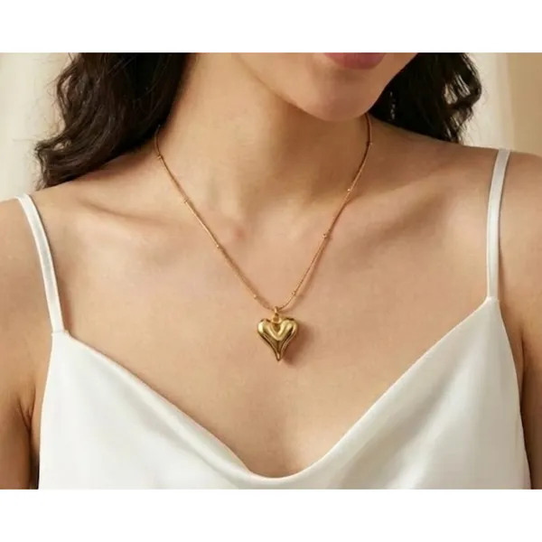 Gold_Stainless_Steel_Elongated_Heart_Pendant_Necklace_For_Women_(PNSS-24)