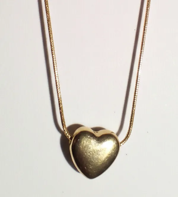 Gold_Stainless_Steel_Classic_Heart_Pendant_Necklace_For_Women_(PNSS-18)