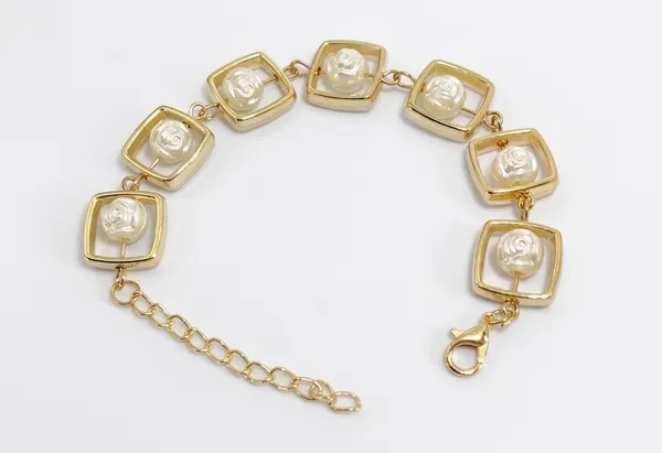 Gold_Stainless_Steel_Square_Pearl_Geometric_Bracelet_For_Women_(BRSSCN-10)