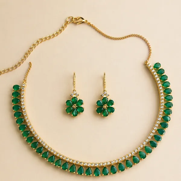 Emerald_Elegance_Gold_Necklace_&_Earring_Set