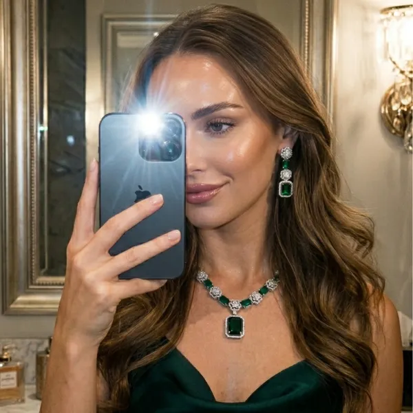 Emerald_Bloom_Crystal_Necklace_Set