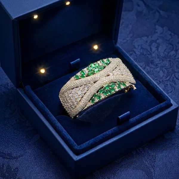 Empress_Emerald_&_Diamond_Zirconia_Statement_Kada_Bracelet