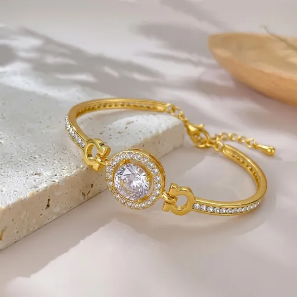 Celestial_Halo_Crystal_Bracelet