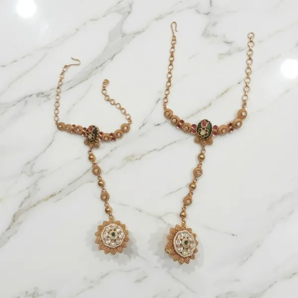 Empress_Emerald_&_Ruby_Antique_Gold_Bridal_Jewellery_Set