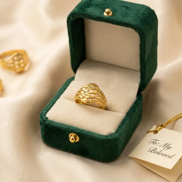 Gilded_Swirl_Filigree_Ring