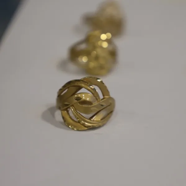 Infinite_Knot_Sculptural_Ring