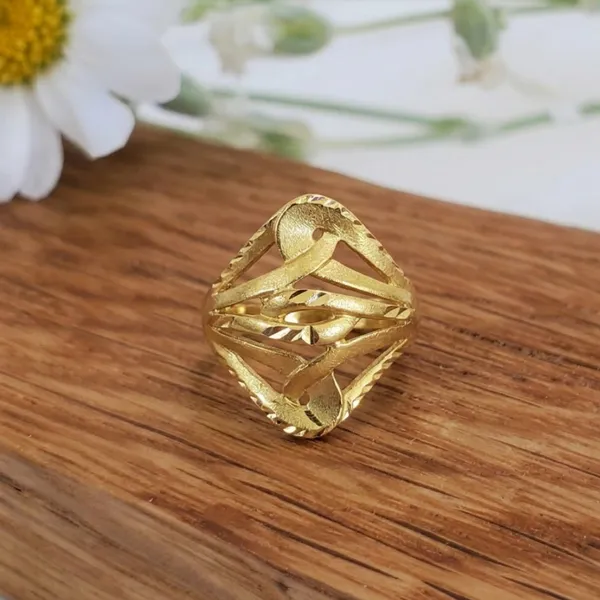 Gilded_Lattice_Statement_Ring