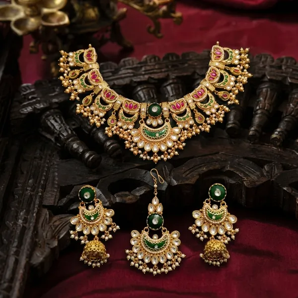 Meera_Royal_Meenakari_&_Kundan_Bridal_Set