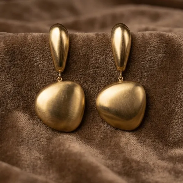 Matte_Gold_Sculptural_Pebble_Drop_Earrings