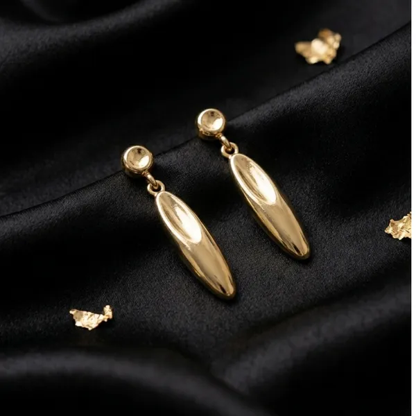 Polished_Gold_Elongated_Drop_Earrings