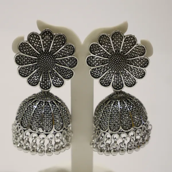 Oxidized_Silver-Toned_Floral_Mandala_Jhumkas