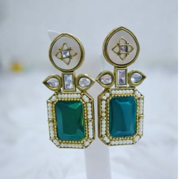 Vintage_Interchangeable_Stone_Drop_Earring_Set_(Pack_Of_5)