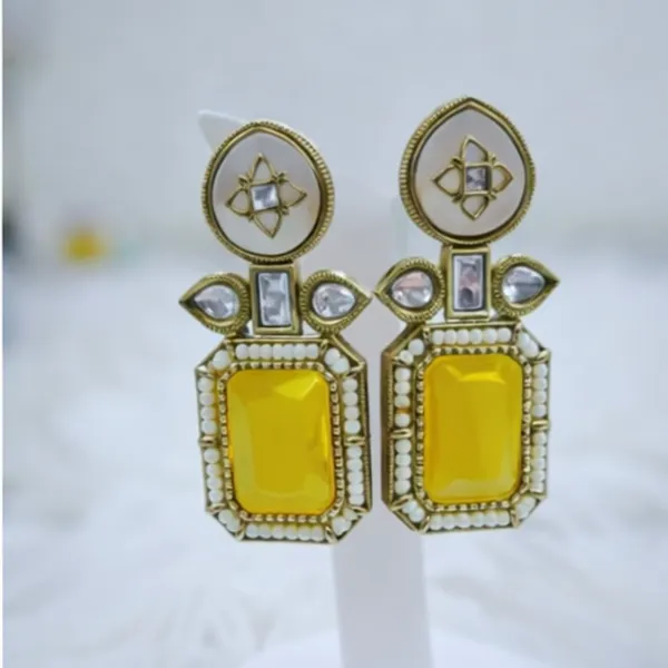 Vintage_Interchangeable_Stone_Drop_Earring_Set_(Pack_Of_5)